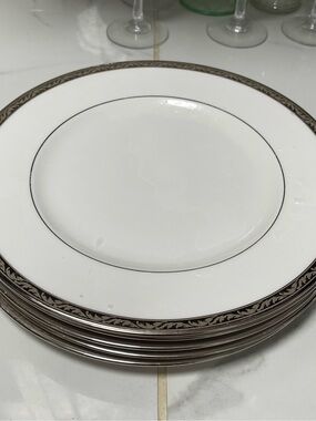 Lenox White Porcelain Dinner Plate with Silver and Gold Trim